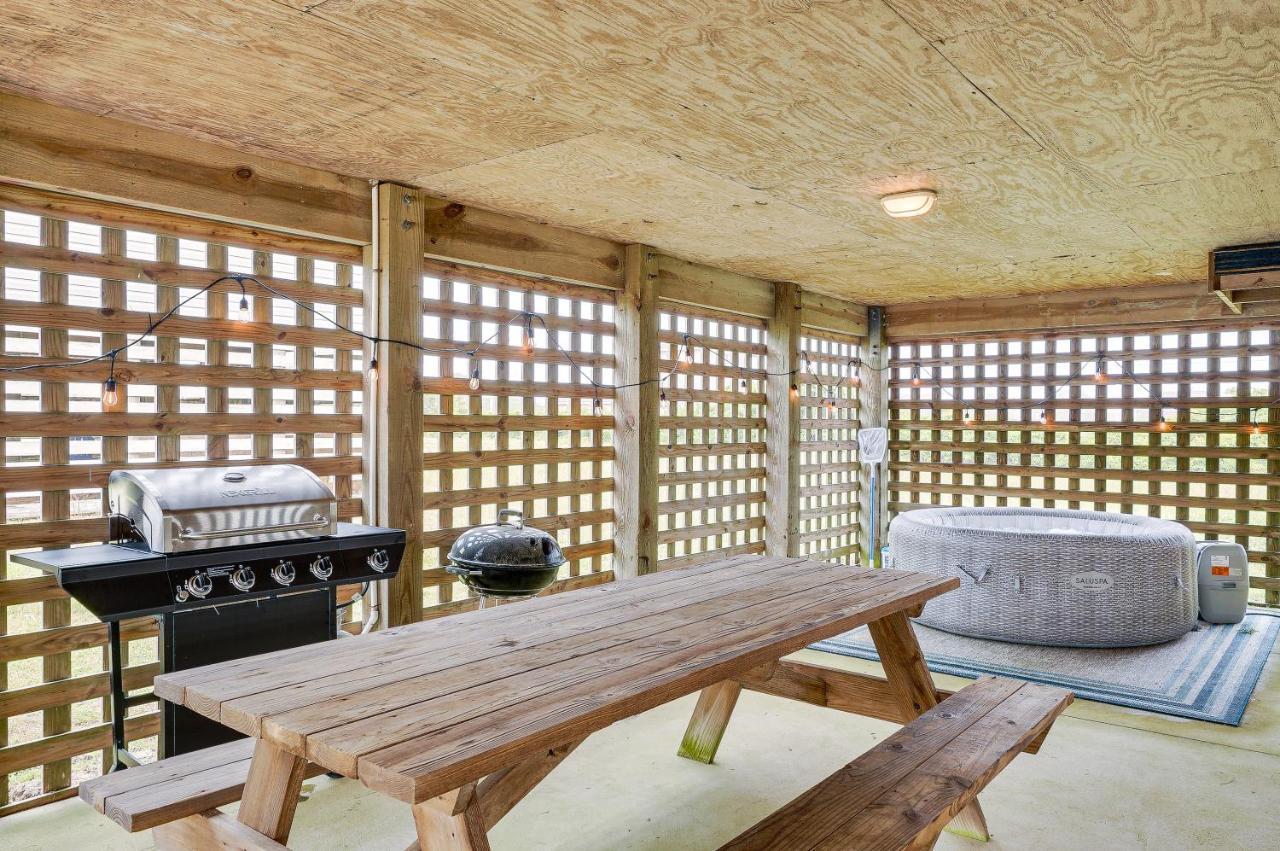 Nags Head Vacation Rental With Hot Tub Near Beach! Exterior photo